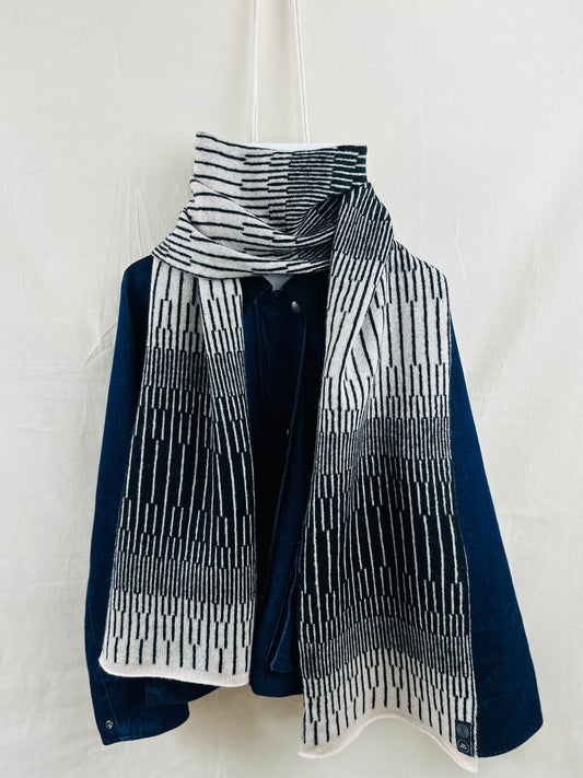 Black & Oatmeal Lambswool Reverb Scarf