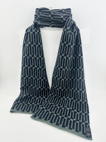 Peacock Green and Navy Blue Lambswool Link Scarf