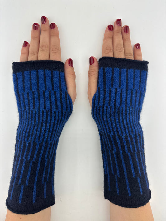 Dark Blue and Navy Blue Reverb Lambswool Wristies