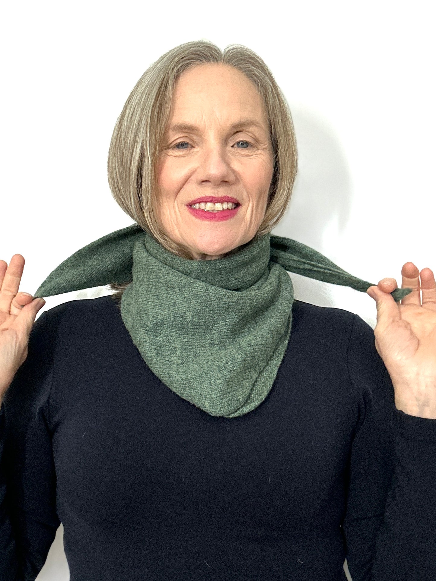 Peacock Green Lambswool Pull-Through Kerchief