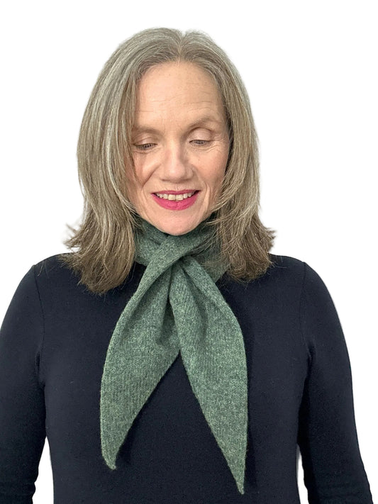 Peacock Green Lambswool Pull-Through Kerchief